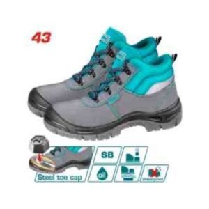 SAFETY BOOTS – SIZE 43